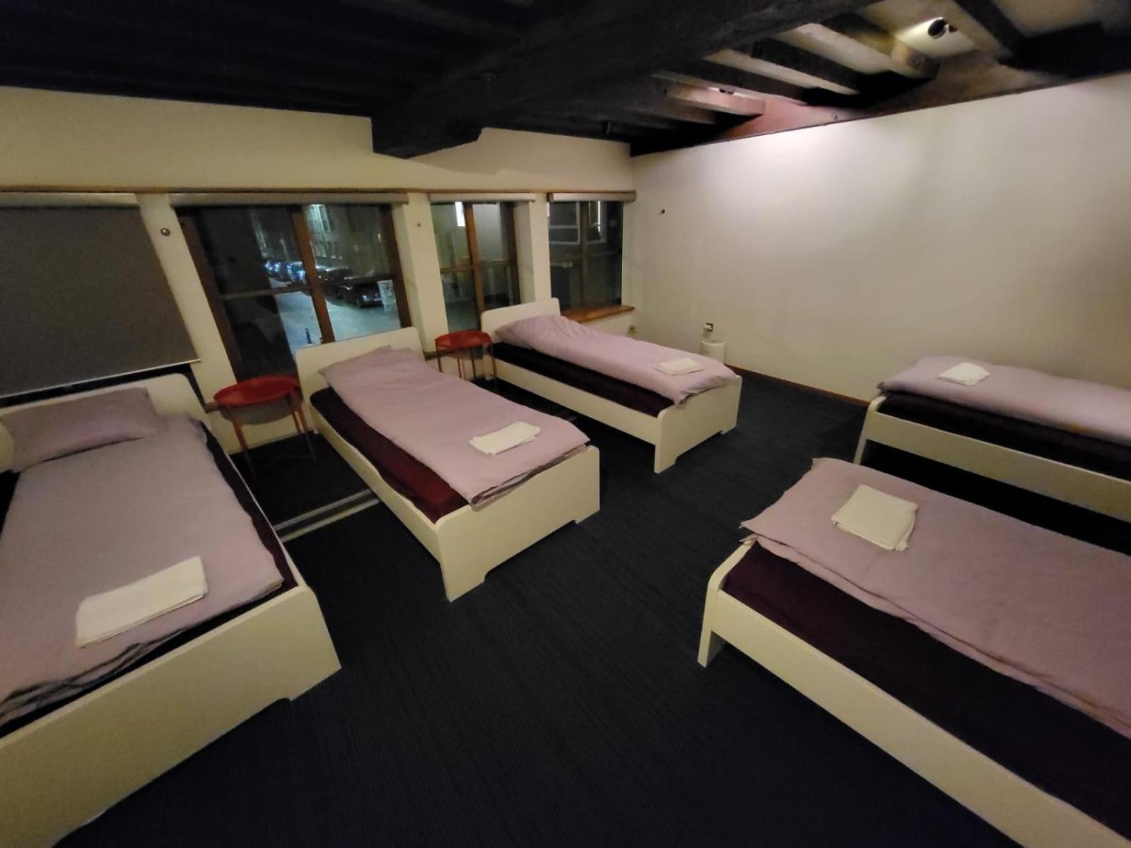 Viktoria Hostel Anvers Extérieur photo
