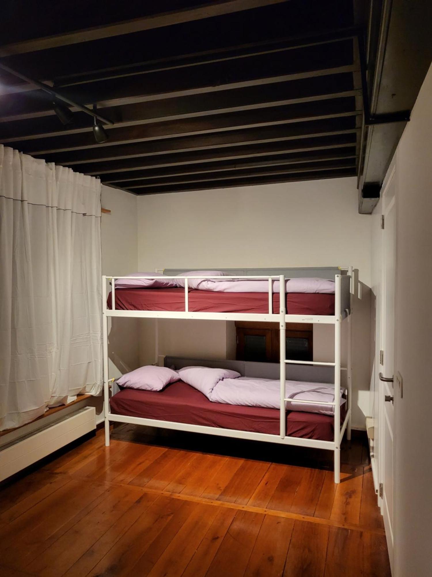 Viktoria Hostel Anvers Extérieur photo